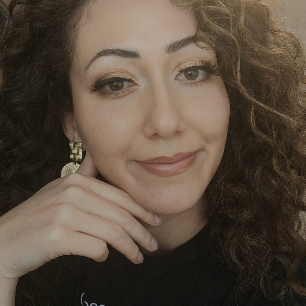 Meet your Posher, Marta